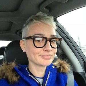 Meet your Posher, Melissa